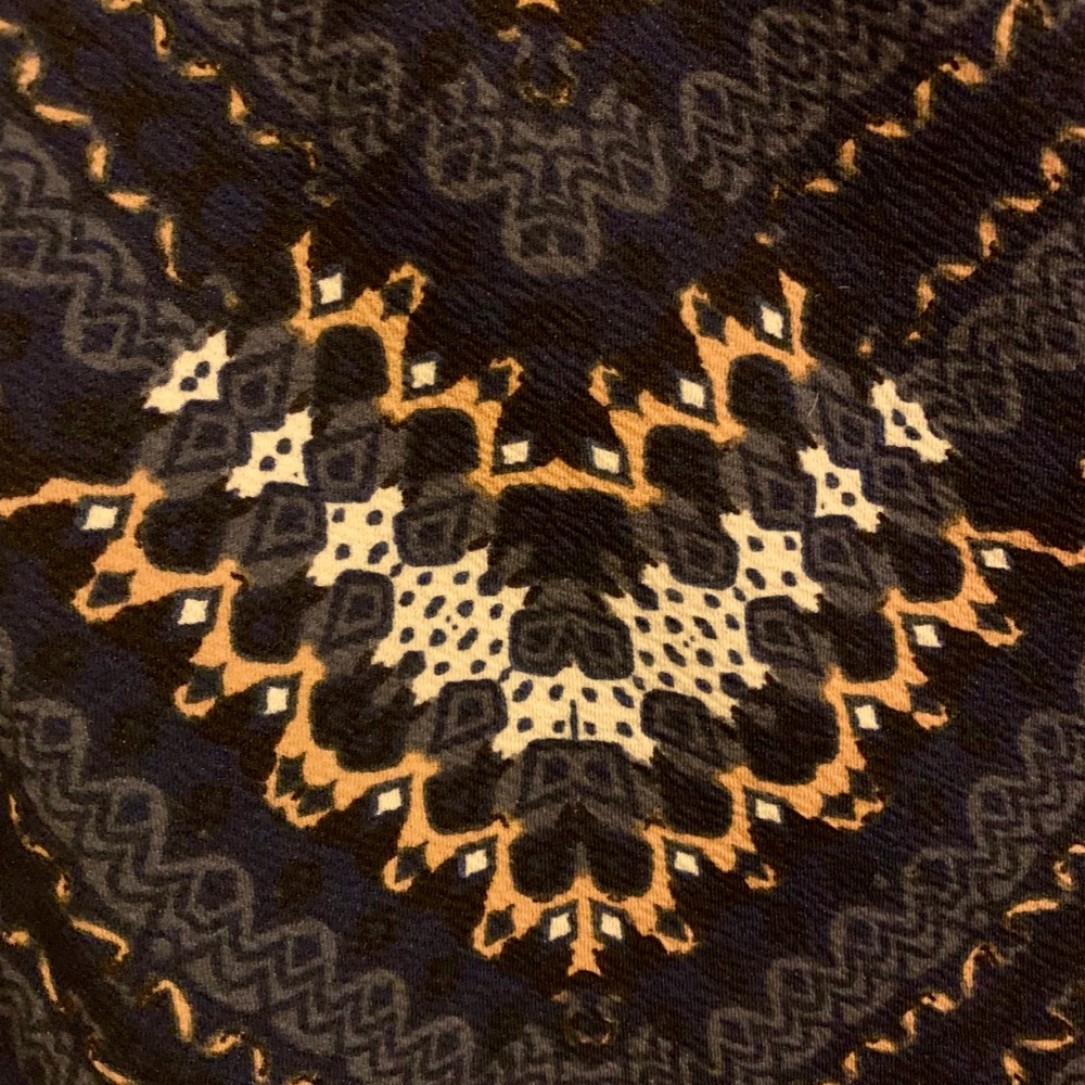 LulaRoe Cassie Pencil Skirt   (# 4 )